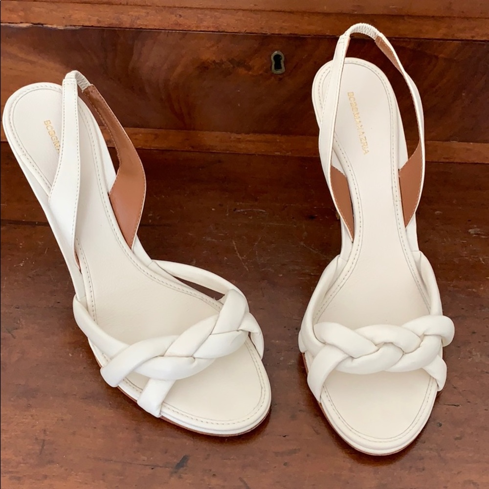 BCBG cream heels